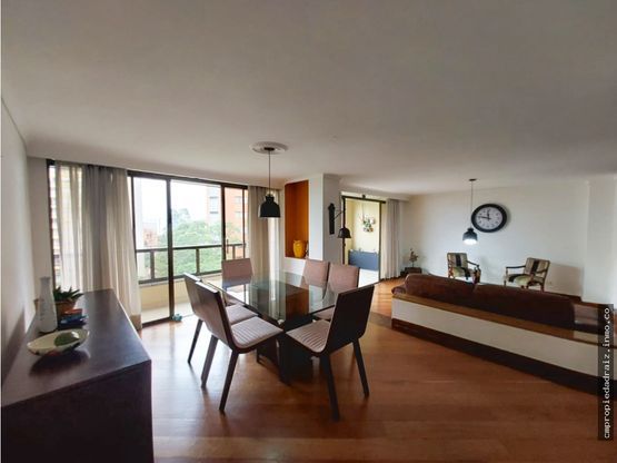 Apartamento en arriendo Antioquia Medellín La Aguacatala 187 m2 Habitaciones 3 Baños 2 Garajes 2 Precio $7000000
