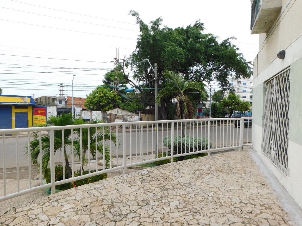 Local en arriendo Bolívar Cartagena Br Los Cerros 73 m2 Habitaciones 0 Baños 2 Garajes 0 Precio $2322000