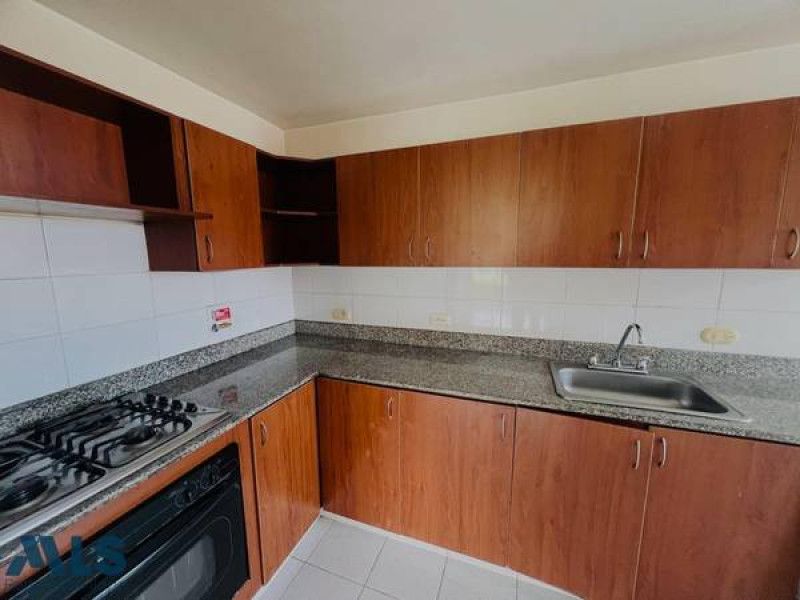 Apartamento en venta Antioquia Medellín Urbanizacion Cedros De La Colina 95 m2 Habitaciones 3 Baños 2 Garajes 1 Precio $630000000