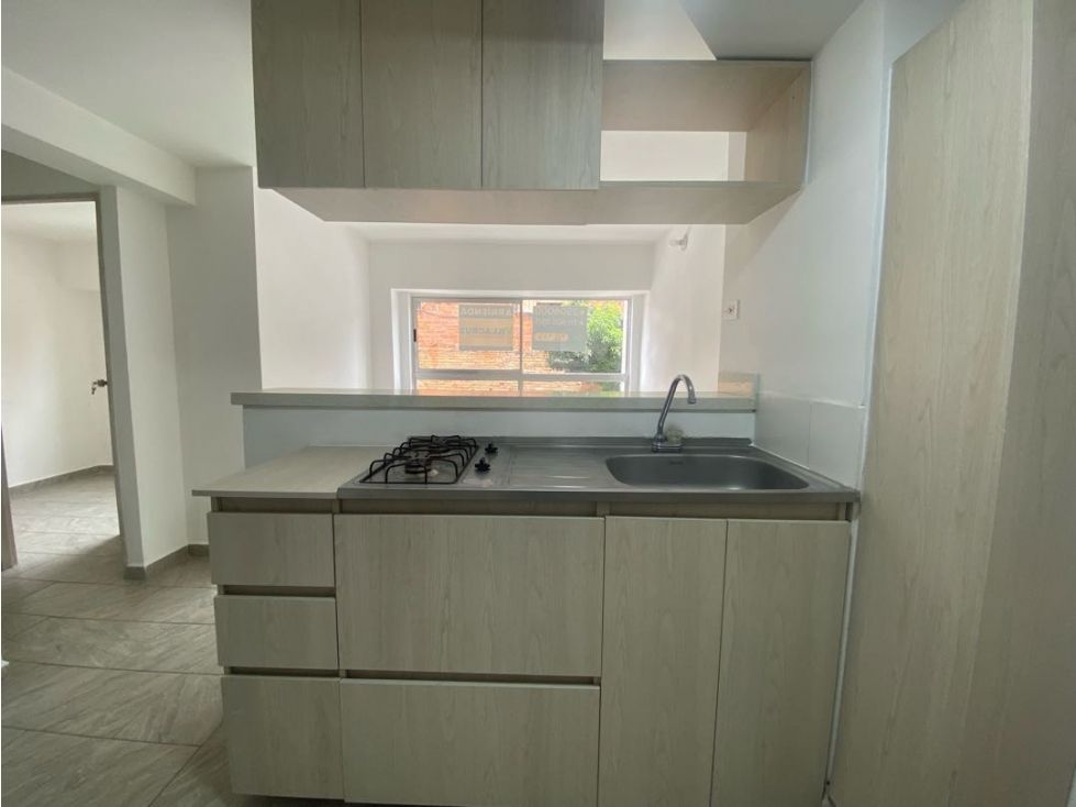 Apartamento en arriendo Antioquia Medellín Cristobal 45 m2 Habitaciones 2 Baños 1 Garajes 1 Precio $1900000