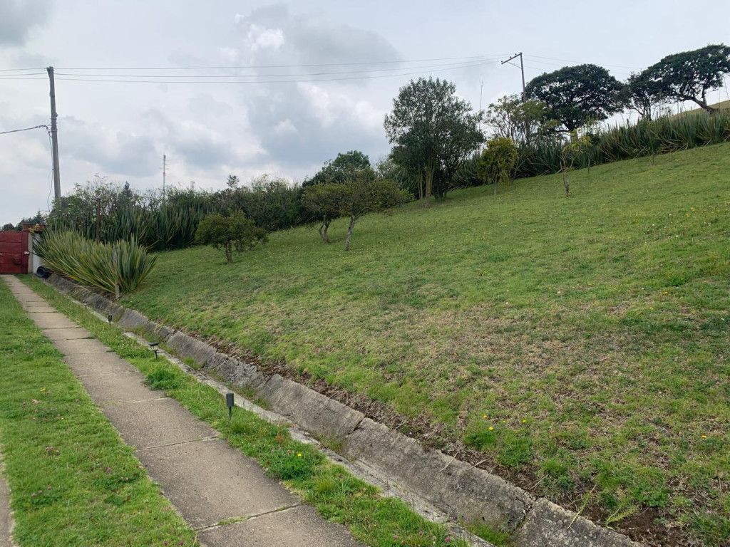 Finca en venta Cundinamarca La Calera La Calera 270 m2 Habitaciones 3 Baños 2 Garajes 4 Precio $1520000000
