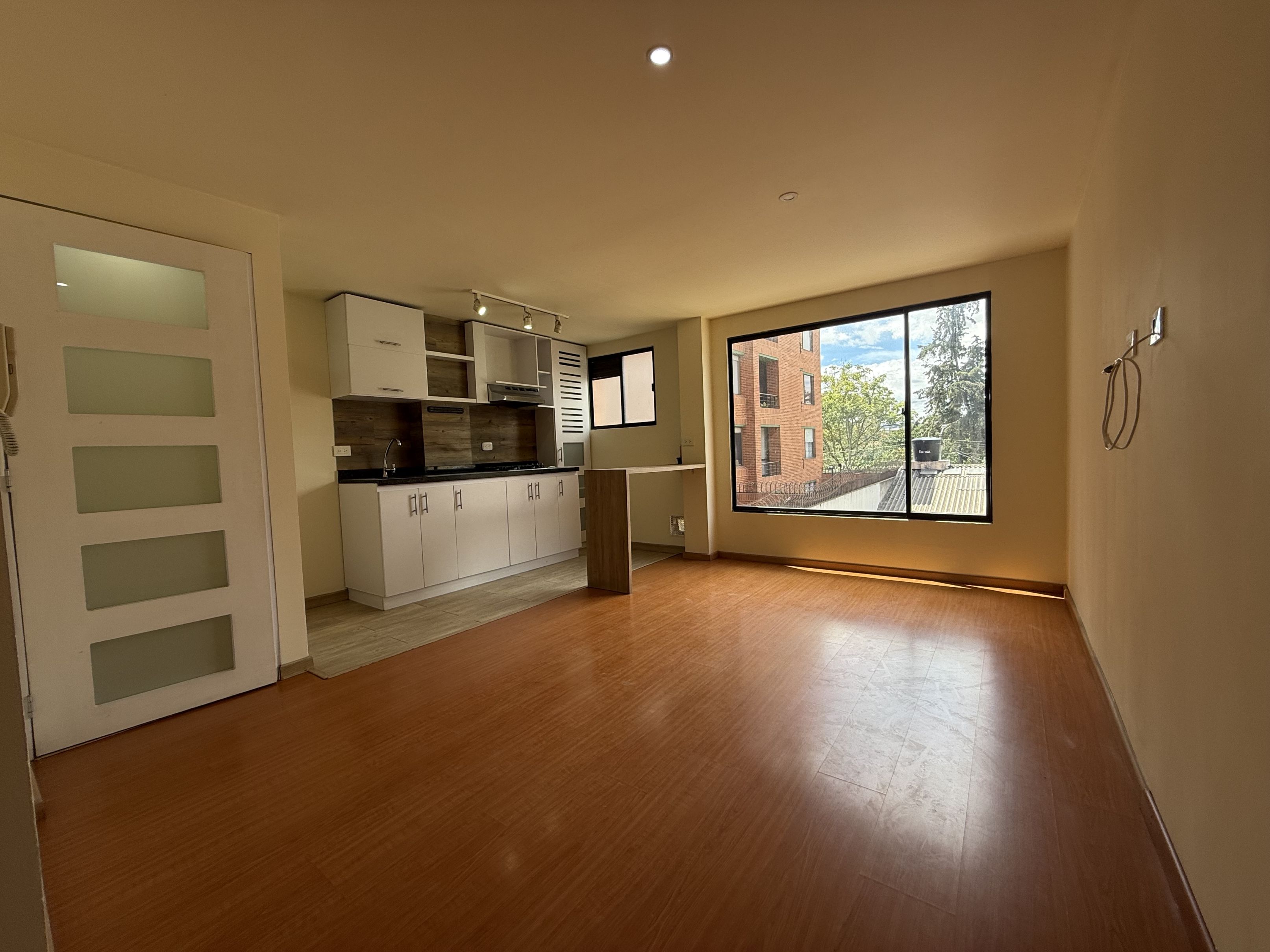 Apartamento en venta Cundinamarca Bogotá Pasadena 56 m2 Habitaciones 2 Baños 2 Garajes 1 Precio $460000