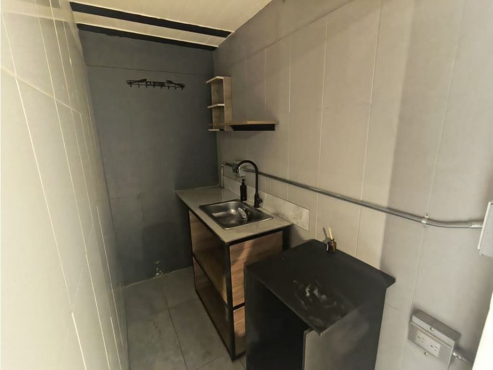 Oficina en arriendo Antioquia Medellín Los Conquistadores 36 m2 Habitaciones 0 Baños 2 Garajes 0 Precio $1900000