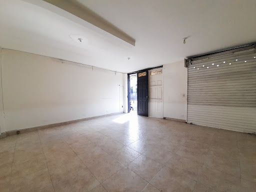 Local en arriendo Antioquia Envigado Primavera 43 m2 Habitaciones 0 Baños 1 Garajes 0 Precio $2300000