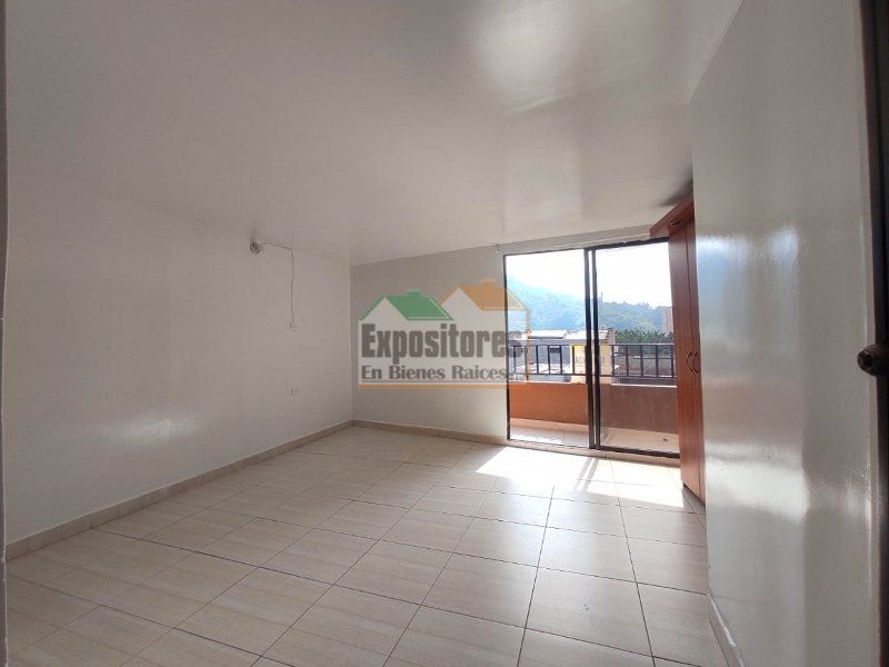 Apartaestudio en arriendo Antioquia Itagüí Triana 45 m2 Habitaciones 1 Baños 1 Garajes 0 Precio $1300000