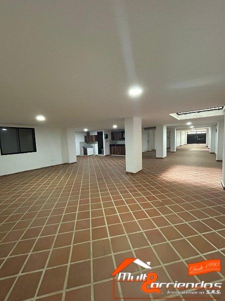 Bodega en arriendo Antioquia Envigado La Sebastiana 300 m2 Habitaciones 0 Baños 0 Garajes 0 Precio $7500000