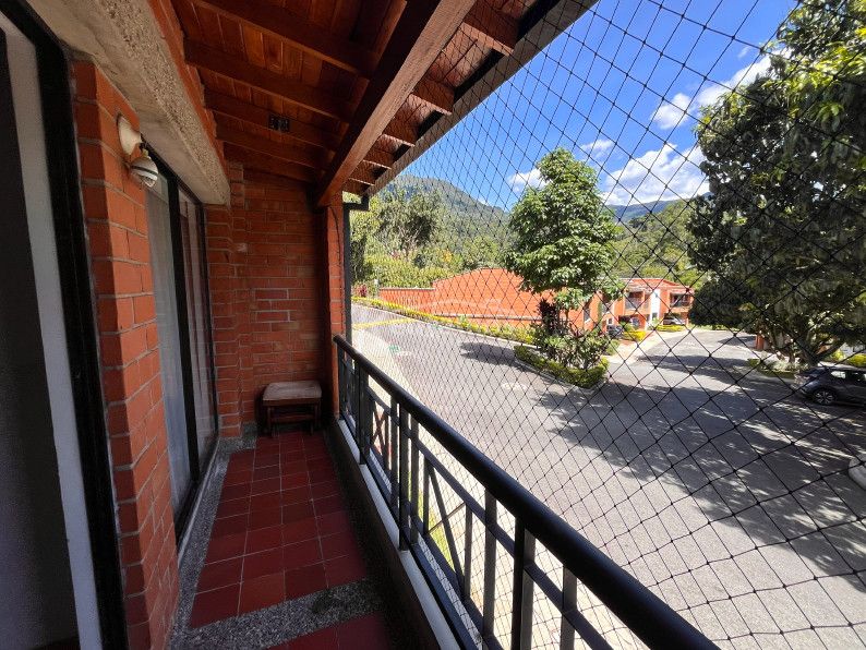 Casa en arriendo Antioquia Envigado El Chocho 217 m2 Habitaciones 4 Baños 3 Garajes 2 Precio $6700000