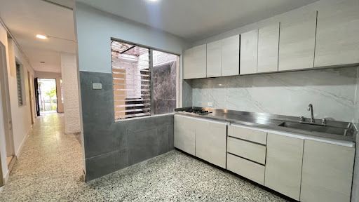 Casa en arriendo Antioquia Envigado Las Vegas 110 m2 Habitaciones 3 Baños 2 Garajes 0 Precio $2950000