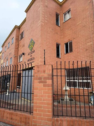 Casa en venta Cundinamarca Bogotá El Tintal Asd 72 m2 Habitaciones 3 Baños 2 Garajes 1 Precio $445000000