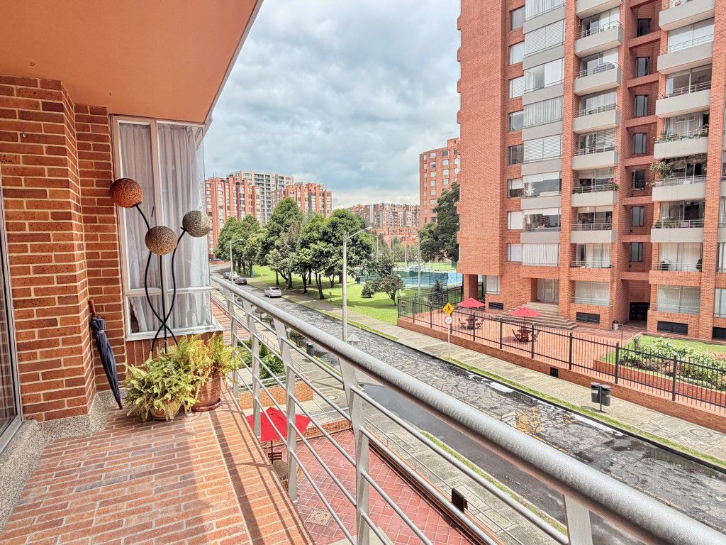 Apartamento en venta Cundinamarca Bogotá Santa Helena Et I 147 m2 Habitaciones 3 Baños 3 Garajes 2 Precio $930000000