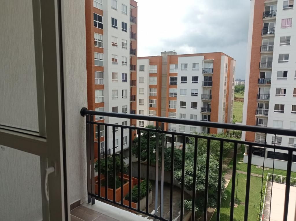 Apartamento en arriendo Valle Del Cauca Cali Lili 73 m2 Habitaciones 3 Baños 2 Garajes 1 Precio $2100000