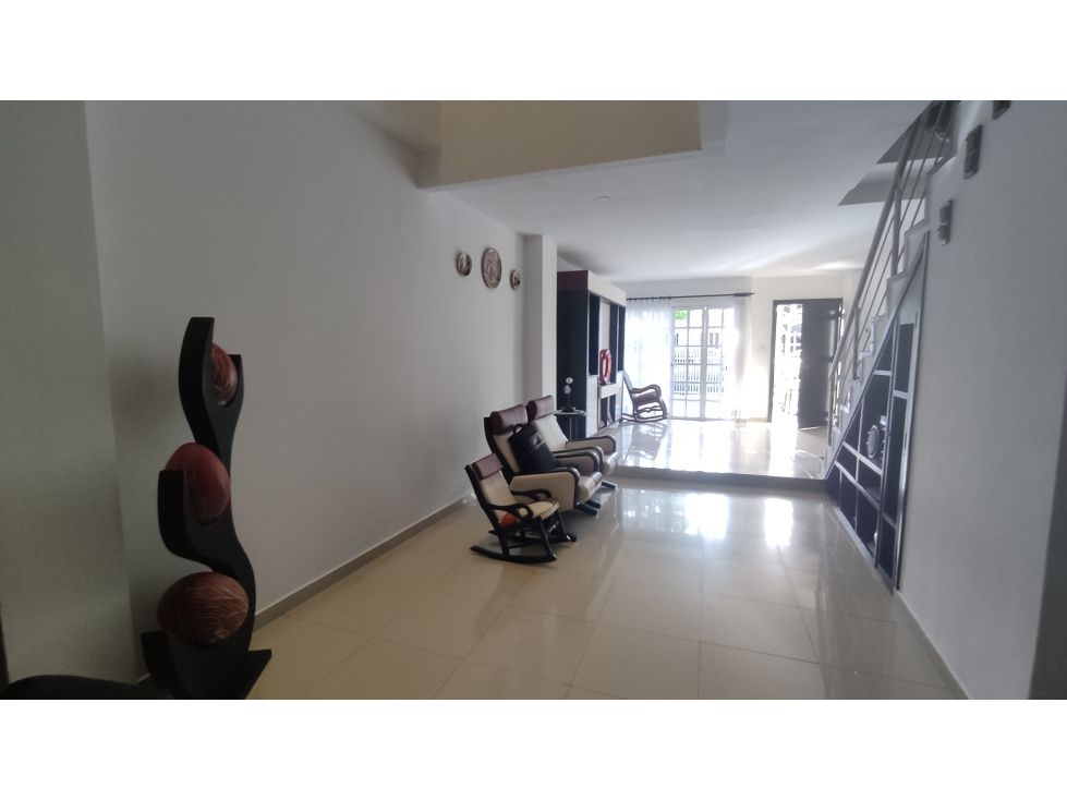 Casa en venta Córdoba Montería Ospina Pérez 160 m2 Habitaciones 3 Baños 3 Garajes 1 Precio $420000000