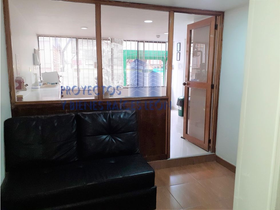 Oficina en arriendo Cundinamarca Bogotá Antiguo Country 24 m2 Habitaciones 0 Baños 1 Garajes 1 Precio $1961000