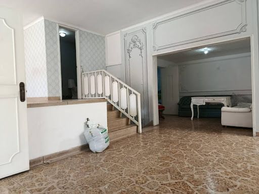 Casa en arriendo Antioquia Medellín El Nogal- Los Almendros 240 m2 Habitaciones 3 Baños 3 Garajes 1 Precio $8000000