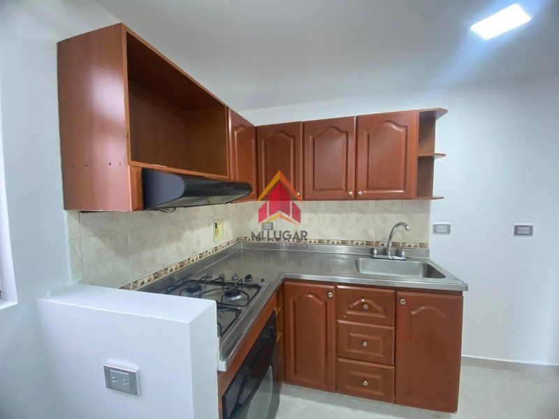 Apartamento en arriendo Antioquia Envigado El Dorado 75 m2 Habitaciones 3 Baños 2 Garajes 1 Precio $2500000