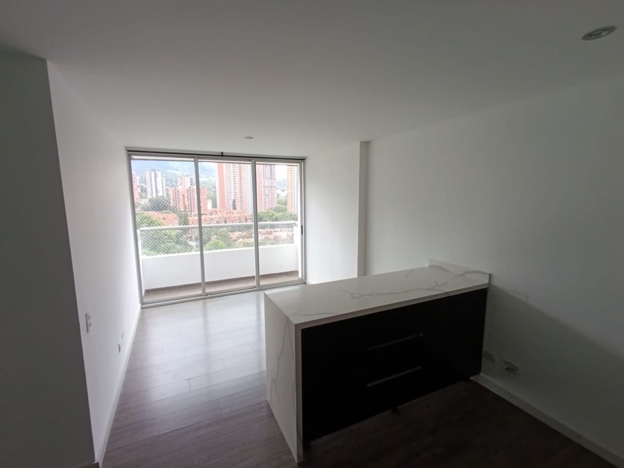 Apartamento en arriendo Antioquia Itagüí Cr Rivera De Suramerica 84 m2 Habitaciones 3 Baños 2 Garajes 1 Precio $2900000