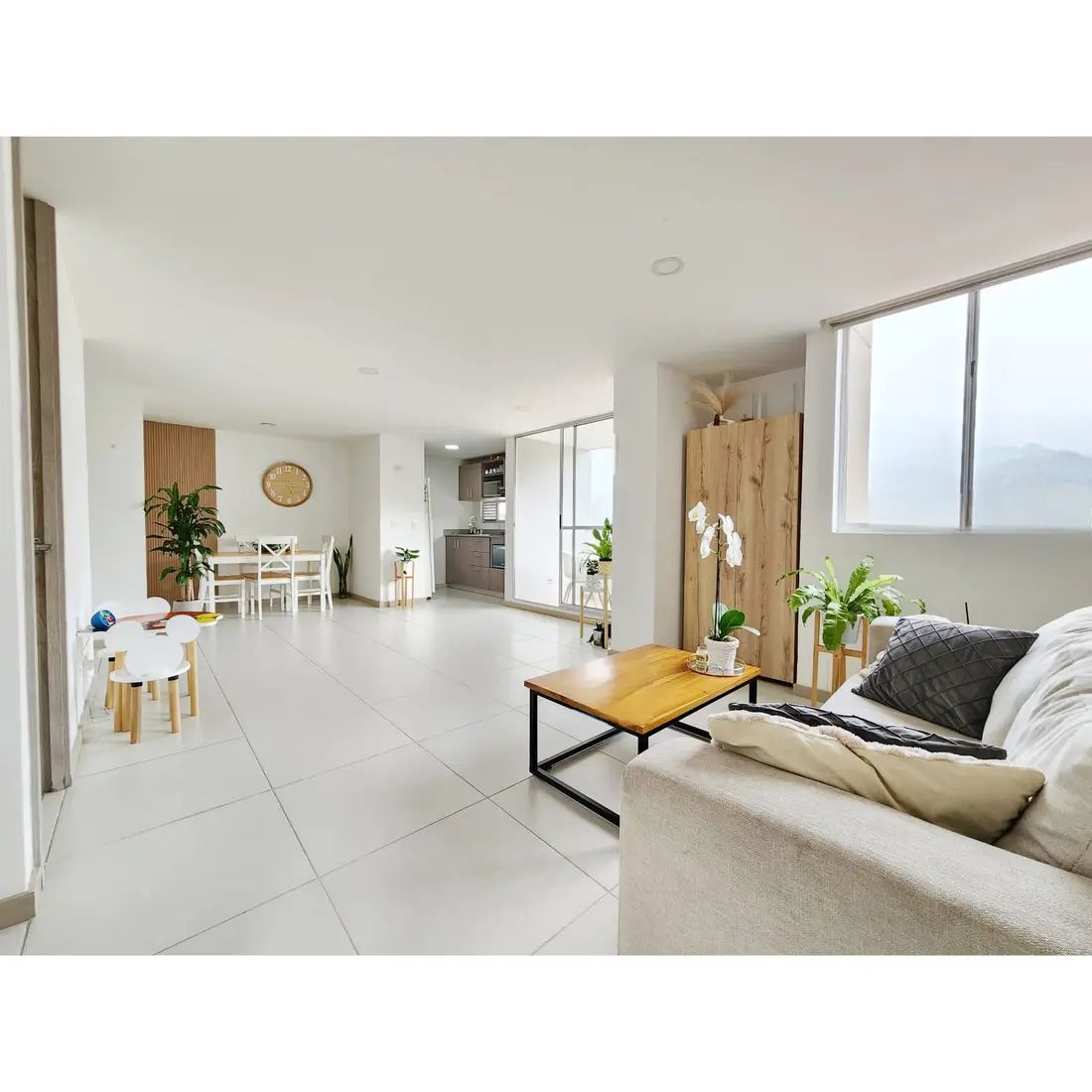 Apartamento en venta Antioquia Envigado Los Naranjos 72 m2 Habitaciones 2 Baños 2 Garajes 1 Precio $415000000
