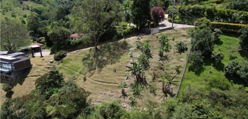 Lote en venta Antioquia Sabaneta Holanda 1000 m2 Habitaciones 0 Baños 0 Garajes 0 Precio $750000000