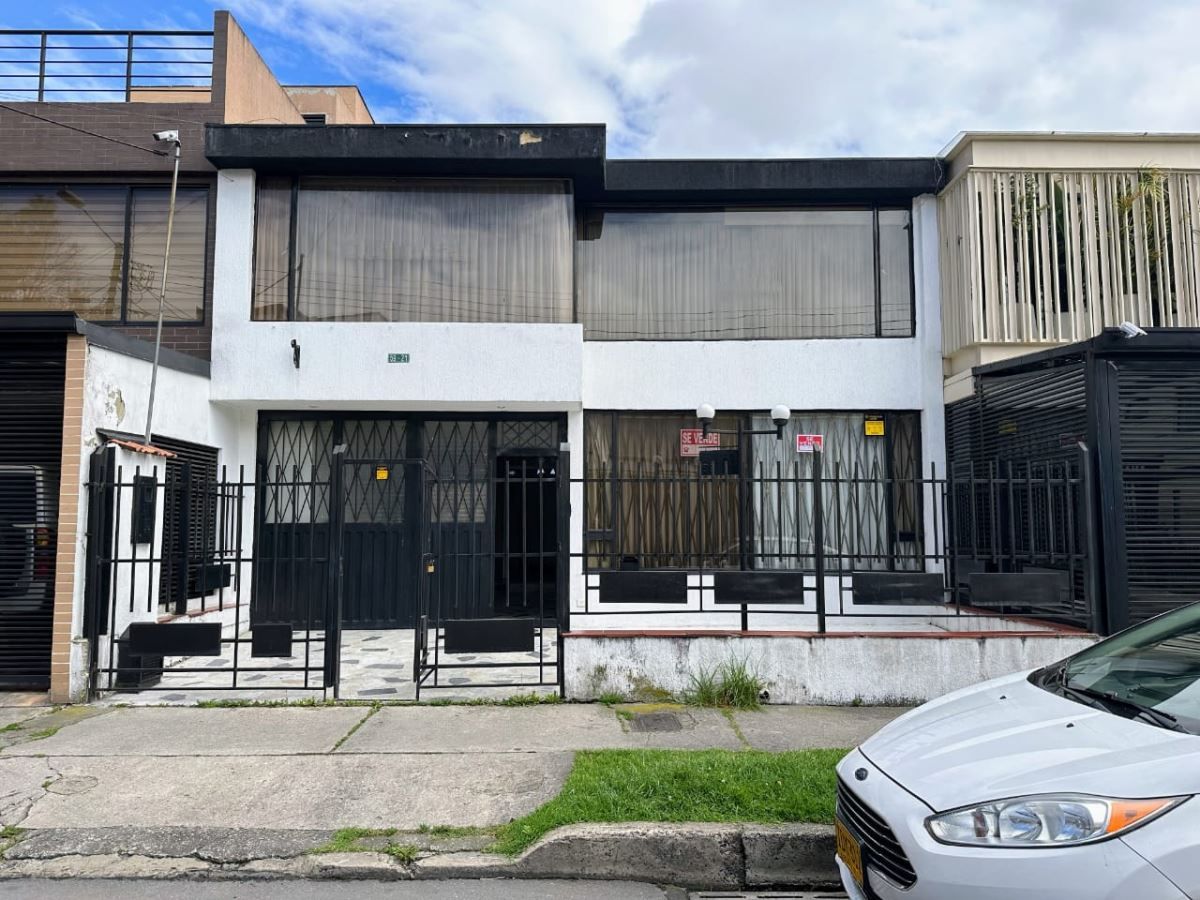 Casa en venta Cundinamarca Bogotá Paulo Vi Norte 231 m2 Habitaciones 5 Baños 4 Garajes 2 Precio $1200000000