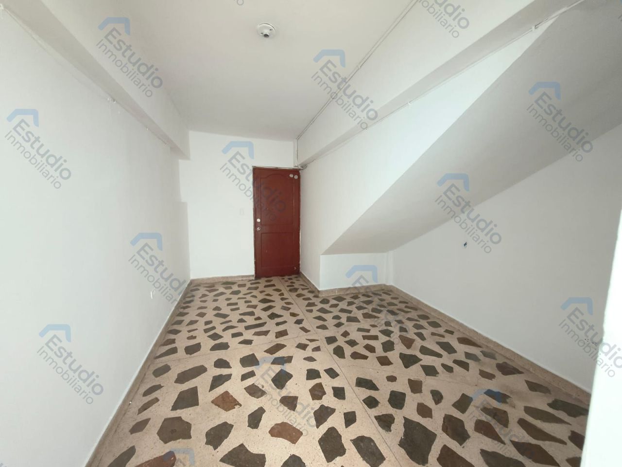 Apartamento en arriendo Antioquia Medellín Gerona 54 m2 Habitaciones 3 Baños 1 Garajes 0 Precio $1150000
