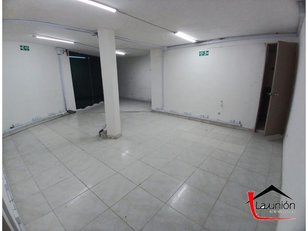 Local en venta Antioquia Medellín Rosales 120 m2 Habitaciones 0 Baños 1 Garajes 0 Precio $770000000