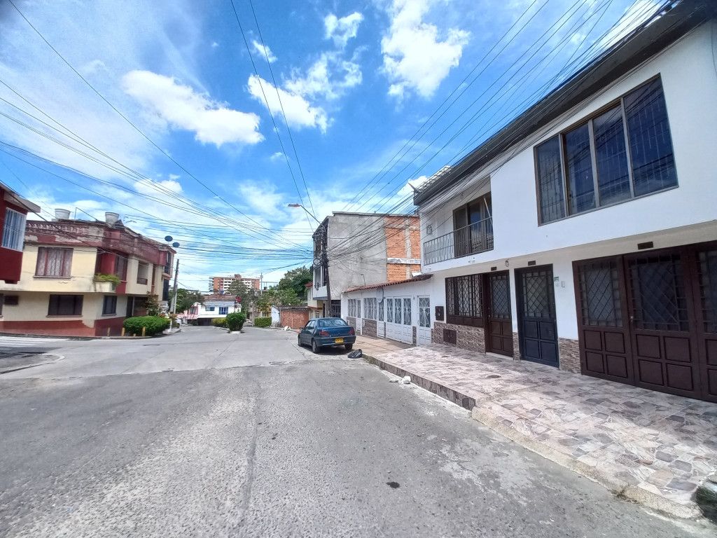 Apartamento en arriendo Tolima Ibagué Santa Barbara 90 m2 Habitaciones 3 Baños 2 Garajes 0 Precio $1100000
