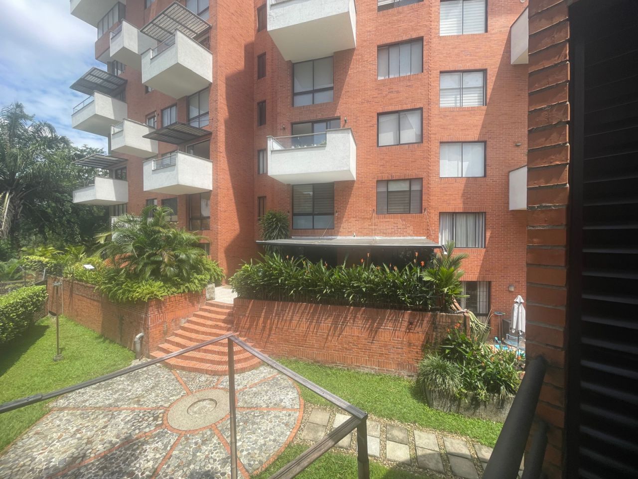 Apartamento en venta Valle Del Cauca Cali Arboledas 178 m2 Habitaciones 4 Baños 4 Garajes 2 Precio $850000000