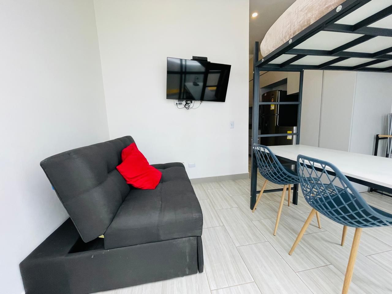 Apartaestudio en arriendo Cundinamarca Bogotá Chapinero Sur Occidental 18 m2 Habitaciones 1 Baños 1 Garajes 0 Precio $1500000