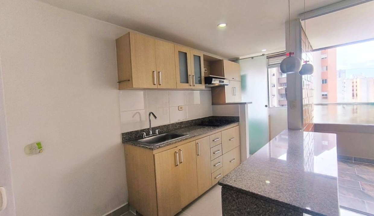 Apartamento en arriendo Antioquia Sabaneta San José 90 m2 Habitaciones 3 Baños 2 Garajes 0 Precio $3800000