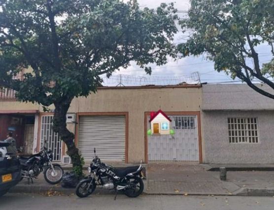 Casa en venta Valle Del Cauca Cali El Trébol 162 m2 Habitaciones 3 Baños 3 Garajes 2 Precio $385000000