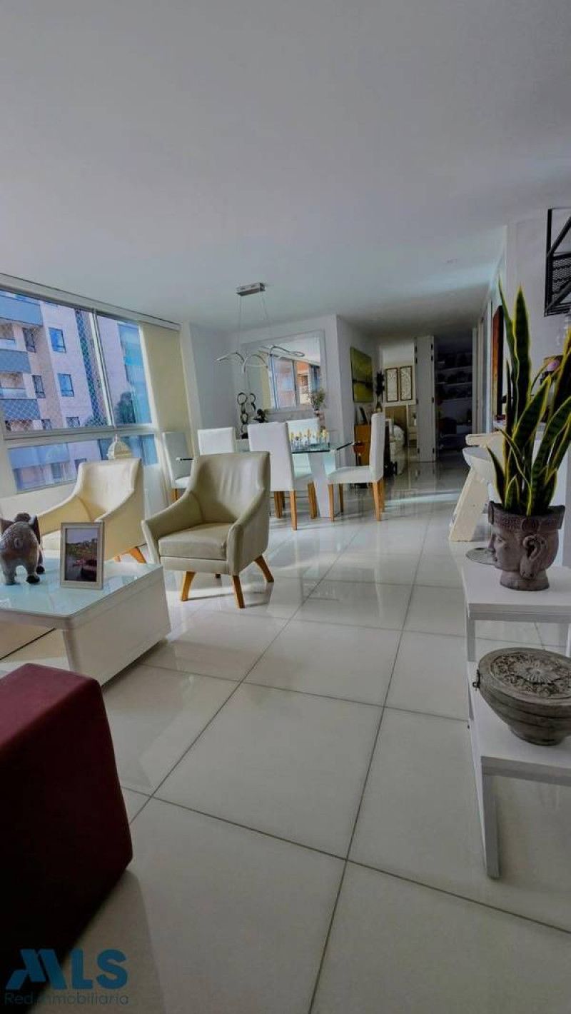 Apartamento en venta Antioquia Medellín Lorena 105 m2 Habitaciones 3 Baños 2 Garajes 2 Precio $950000000