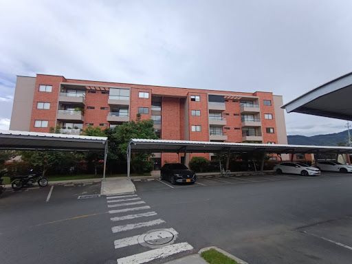 Apartamento en arriendo Antioquia La Ceja Fray Eugenio Ramirez Salazar 62 m2 Habitaciones 2 Baños 2 Garajes 1 Precio $2400000