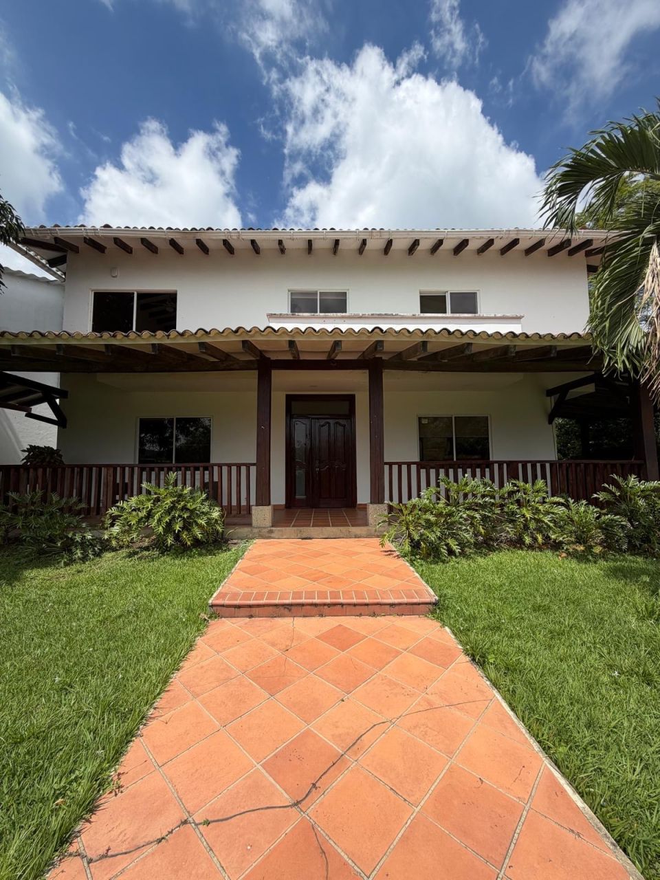 Casa en venta Valle Del Cauca Jamundí Cn Campestre Verde Horizonte 468 m2 Habitaciones 6 Baños 6 Garajes 3 Precio $1280000000
