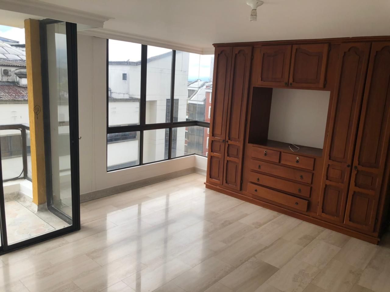 Apartamento en venta Quindío Armenia Fundadores 0 m2 Habitaciones 5 Baños 3 Garajes 1 Precio $620000000