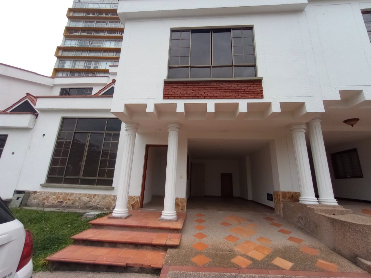 Casa en venta Quindío Armenia Fundadores 0 m2 Habitaciones 3 Baños 3 Garajes 1 Precio $850000000