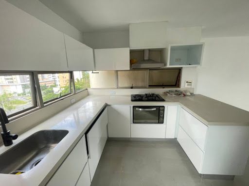 Apartamento en arriendo Antioquia Medellín Colon 140 m2 Habitaciones 3 Baños 4 Garajes 2 Precio $7000000