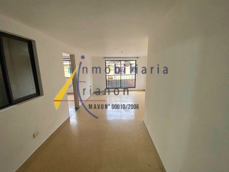 Apartamento en arriendo Antioquia Medellín Las Violetas 75 m2 Habitaciones 3 Baños 1 Garajes 0 Precio $1700000