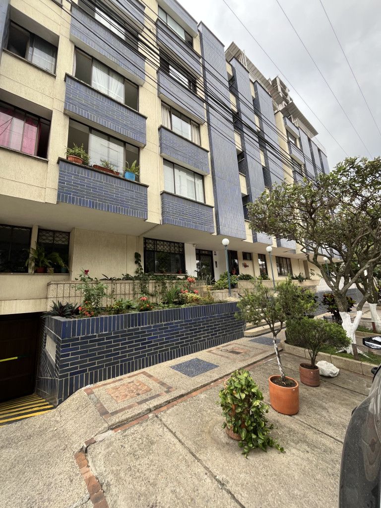 Apartamento en arriendo Santander Bucaramanga La Aurora 83 m2 Habitaciones 3 Baños 2 Garajes 1 Precio $2060000