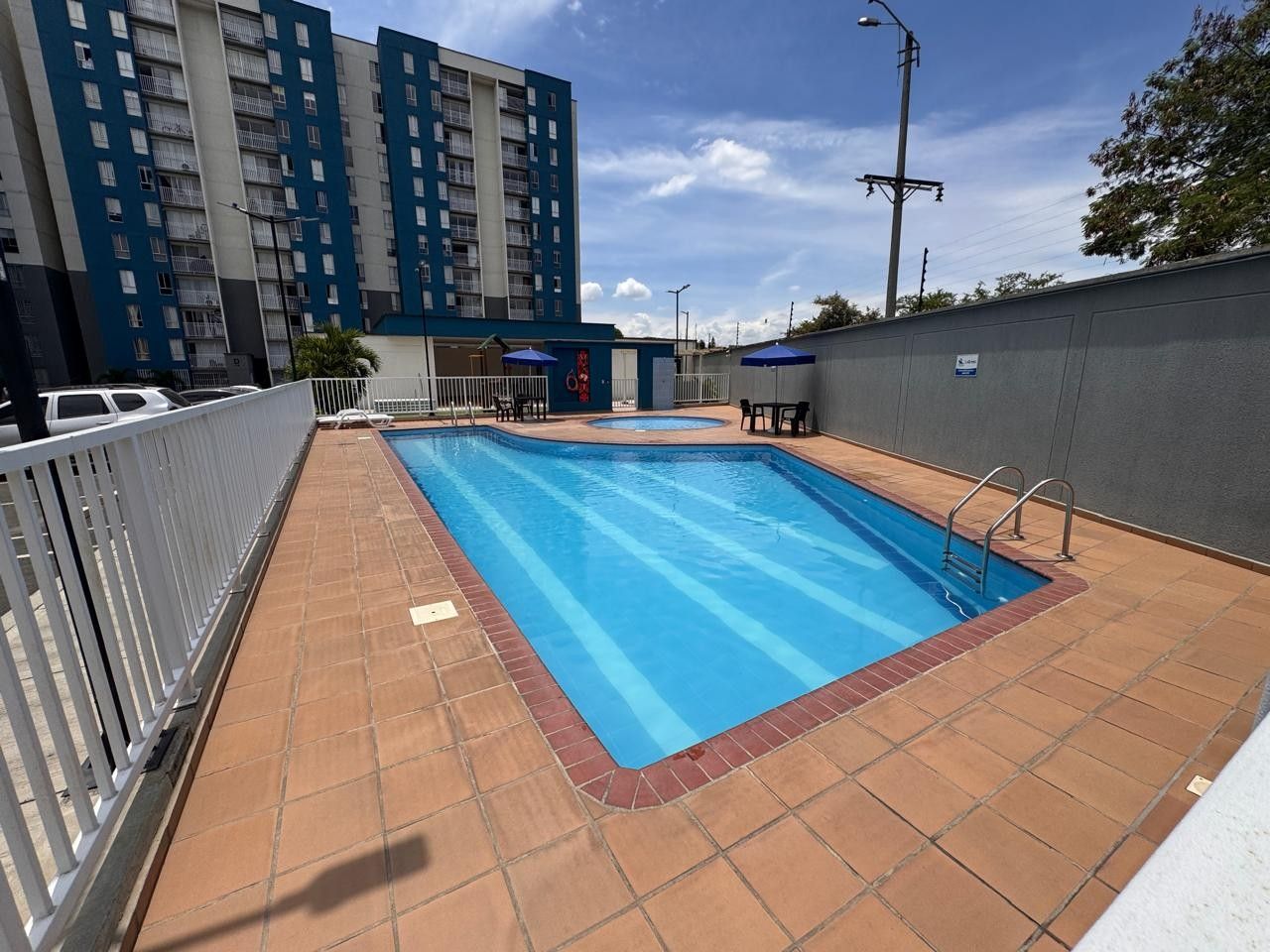 Apartamento en venta Valle Del Cauca Cali Brisas De Los Álamos 57 m2 Habitaciones 2 Baños 2 Garajes 1 Precio $248000000