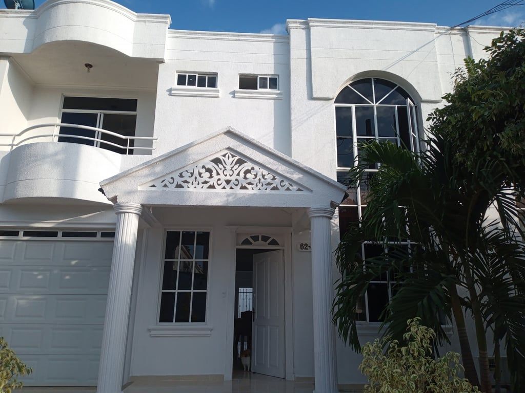 Casa en venta Córdoba Montería La Española 146 m2 Habitaciones 3 Baños 3 Garajes 1 Precio $550000000