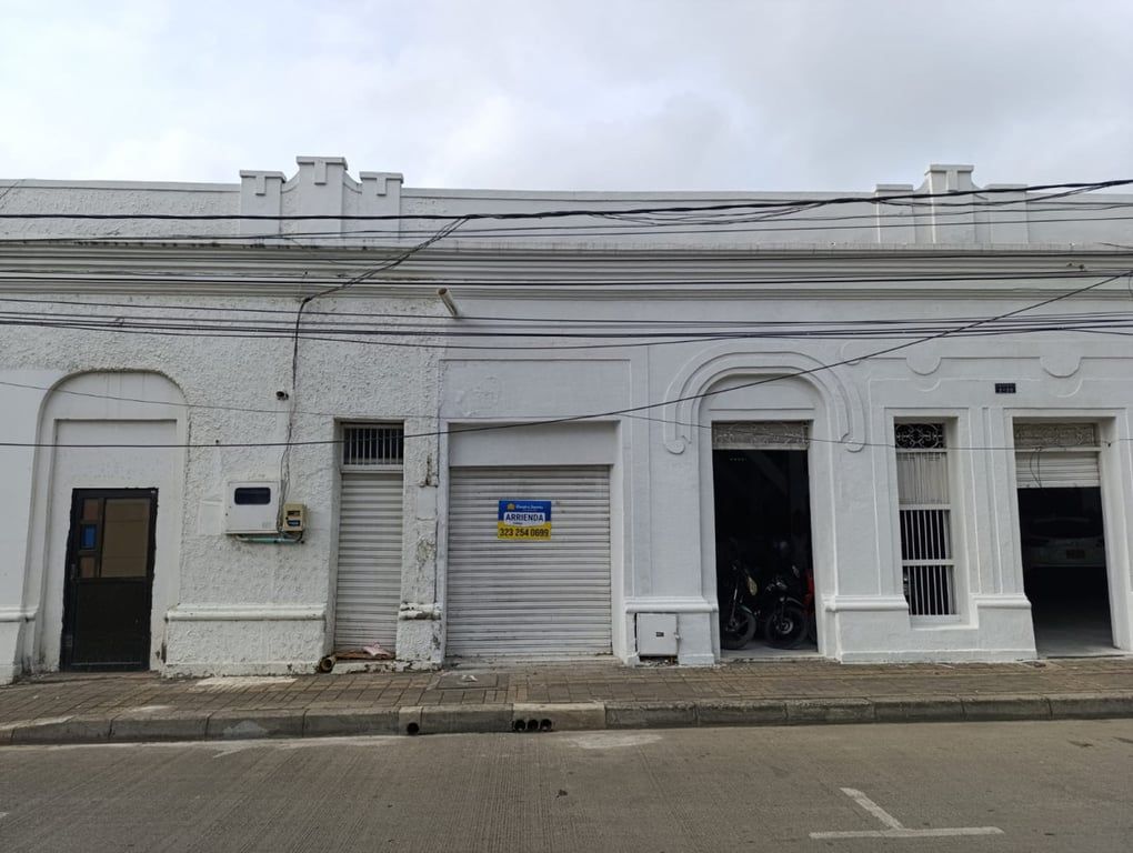 Local en arriendo Córdoba Montería El Centro 100 m2 Habitaciones 0 Baños 1 Garajes 0 Precio $1800000