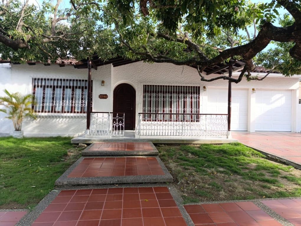 Apartamento en venta Córdoba Montería Pasatiempo 367 m2 Habitaciones 5 Baños 4 Garajes 2 Precio $1000000000