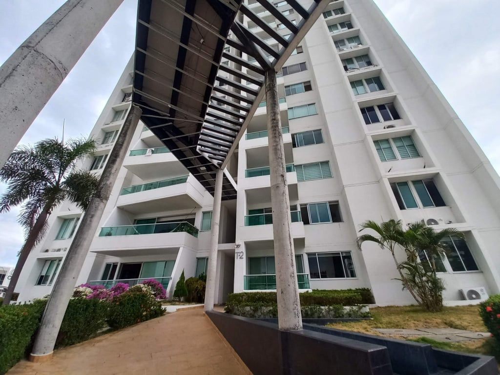 Apartamento en venta Córdoba Montería Portal De La Candelaria 92 m2 Habitaciones 3 Baños 2 Garajes 2 Precio $300000000