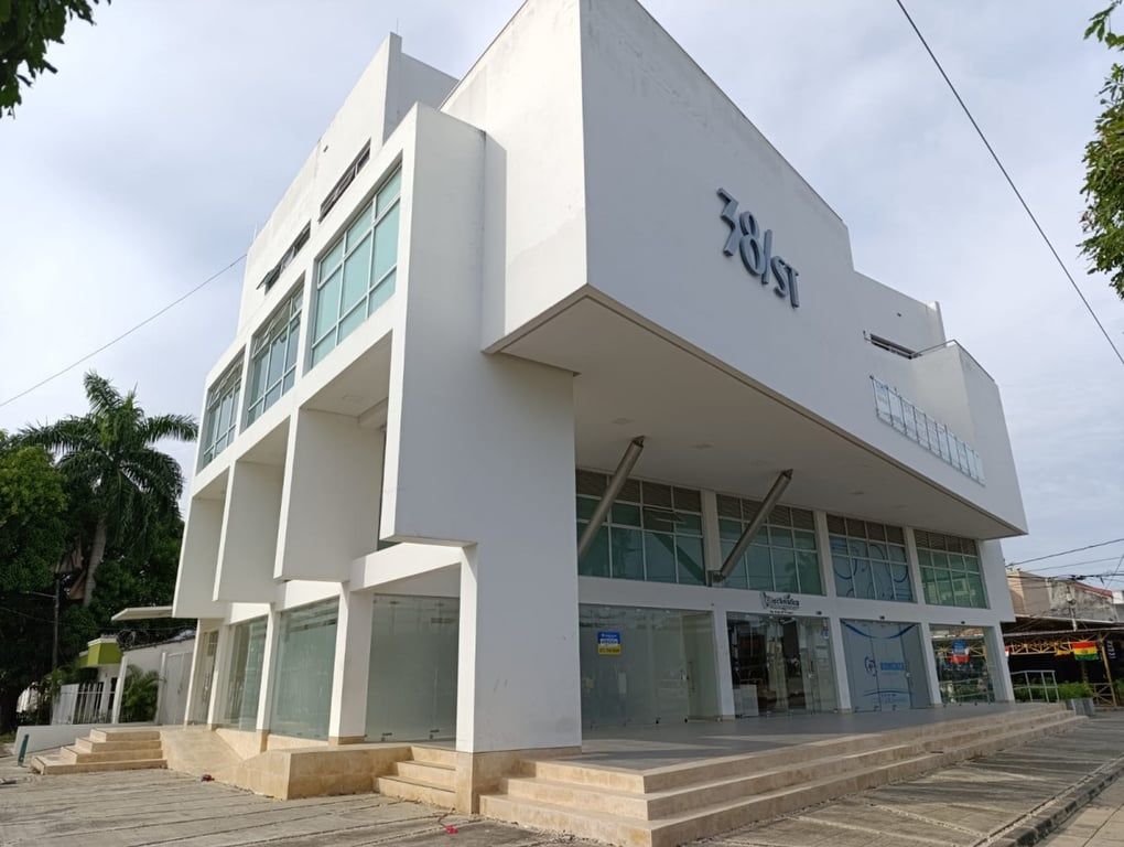 Local en arriendo Córdoba Montería Chuchurubí 290 m2 Habitaciones 0 Baños 2 Garajes 1 Precio $9000000