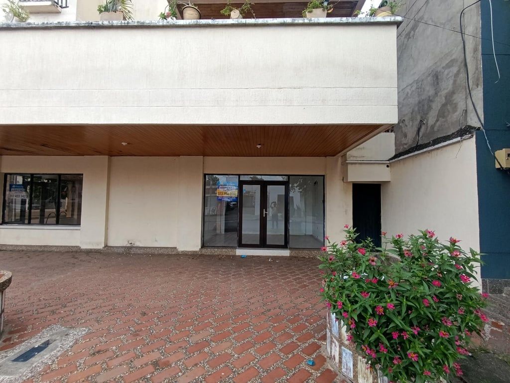 Local en arriendo Córdoba Montería Chuchurubí 30 m2 Habitaciones 0 Baños 2 Garajes 0 Precio $700000