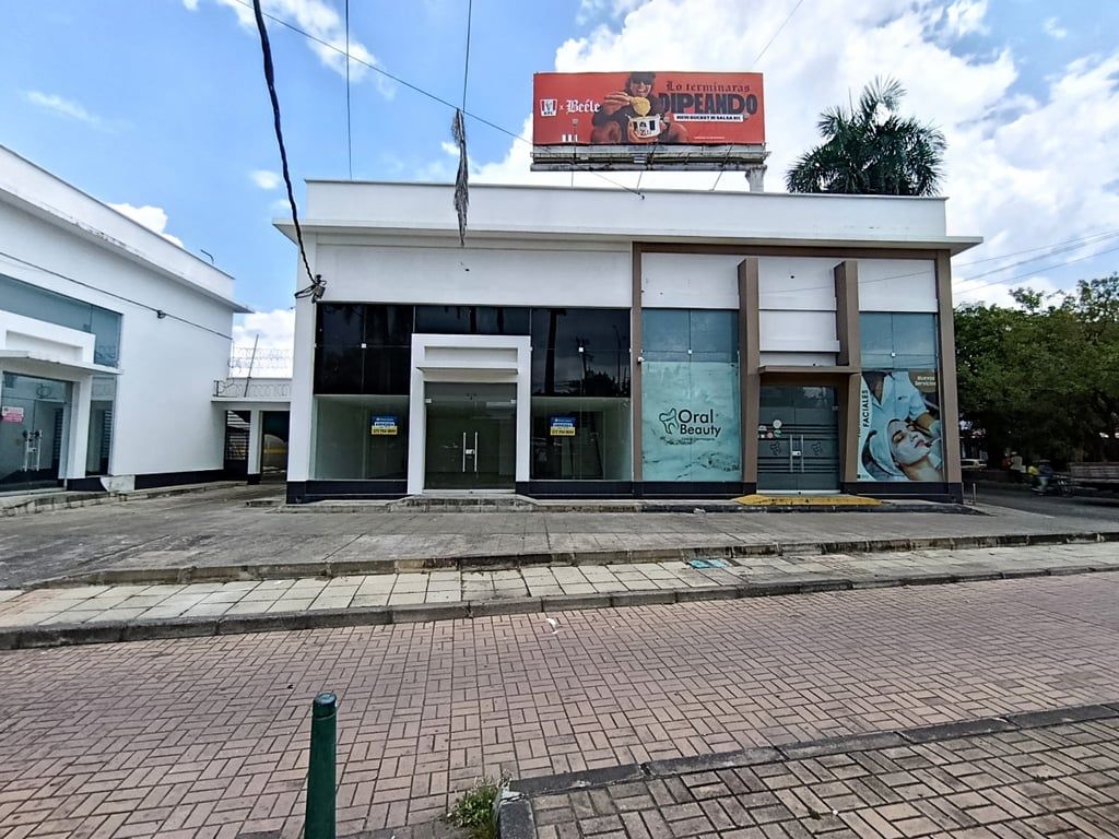 Local en arriendo Córdoba Montería Nariño 141 m2 Habitaciones 0 Baños 3 Garajes 0 Precio $7200000
