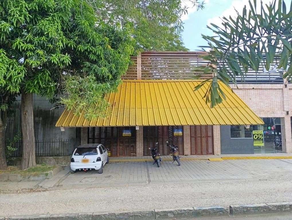 Local en arriendo Córdoba Montería La Española 329 m2 Habitaciones 0 Baños 2 Garajes 3 Precio $9000000