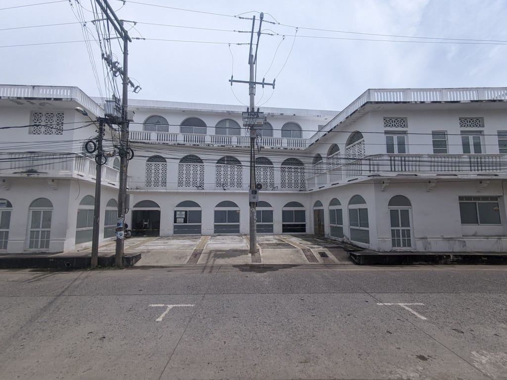 Local en arriendo Córdoba Montería Chuchurubí 2216 m2 Habitaciones 0 Baños 5 Garajes 0 Precio $40000000