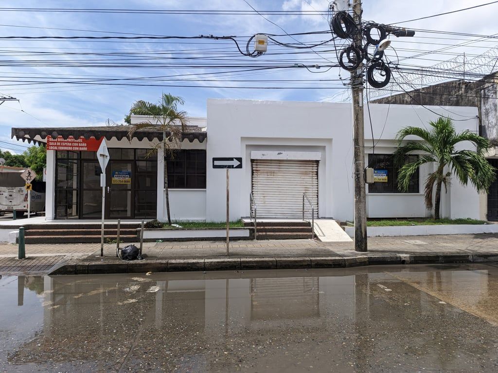 Local en arriendo Córdoba Montería Chuchurubí 288 m2 Habitaciones 0 Baños 9 Garajes 0 Precio $9600000