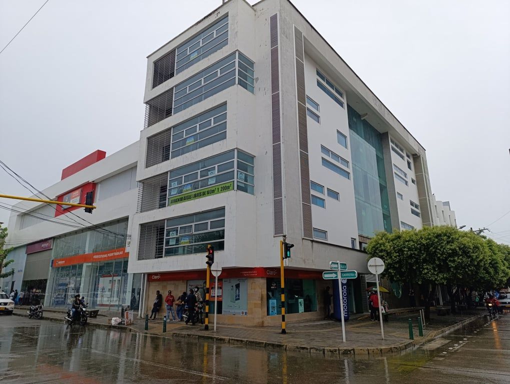 Oficina en arriendo Córdoba Montería Chuchurubí 238 m2 Habitaciones 0 Baños 2 Garajes 0 Precio $6500000